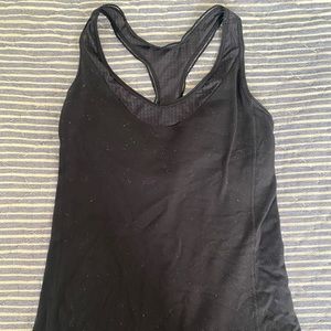 Black lululemon tank